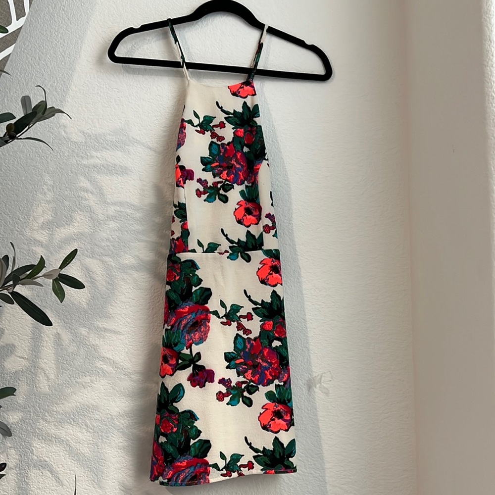 Floral a line mini dress with open back detail